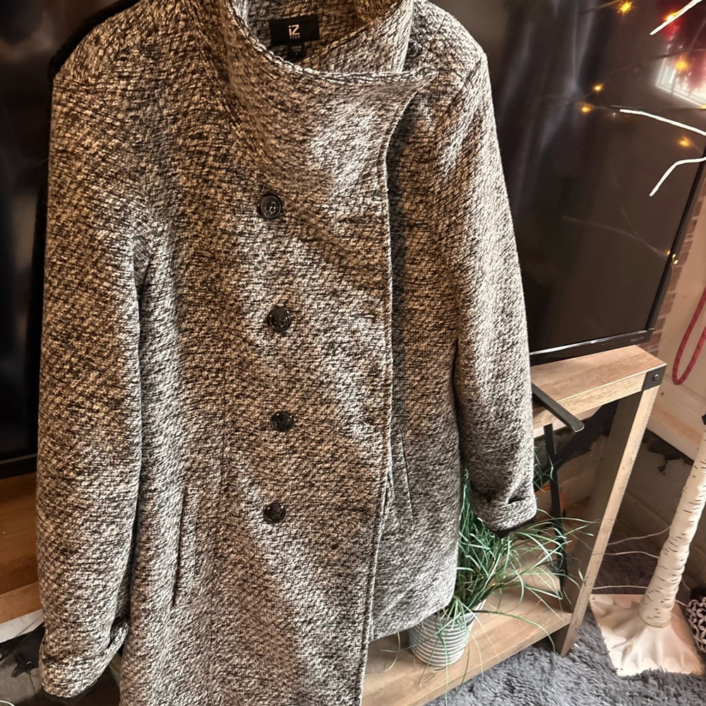 Women's Black and Gray Coat
